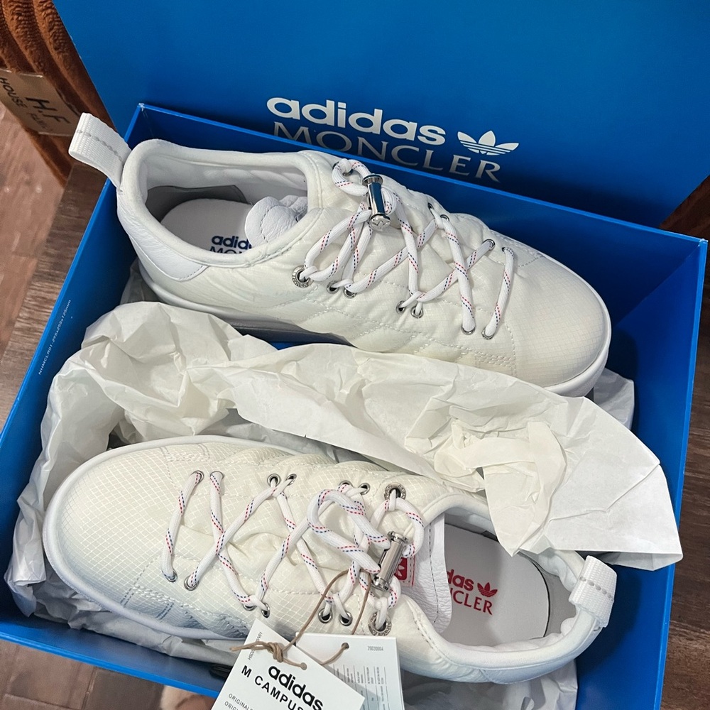 Moncler Cream Sneakers with Blue and Red Accents - Picture 4 of 5